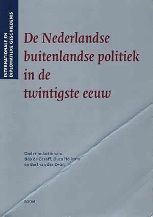 Imagen del vendedor de De Nederlande politiek in de twintigste eeuw a la venta por Antiquariaat van Starkenburg