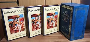 Immagine del venditore per La Bhagavad-Gita telle qu'elle est (3 Bnde, chapitres 1-18) : premiere, deuxieme, troisieme partie - chapitres 1-5, 6-13, 14-18 : Edition Complete, texte sanscrit original, translitration en caractres romains, traduction mot a mot, traduction littraire et explications labores / par Sa Divine Grace A. C. Bhaktivedanta Swami Prabhupada, acaya-fondateur de l'Association internationale pour la conscience de Krishna. venduto da Antiquariat Peda