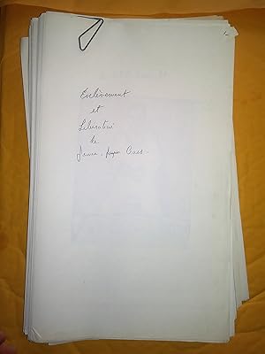 Dossier Crise ou Évévements d'octobre 1970 au Québec, 238 feuilles de photocopies d'articles