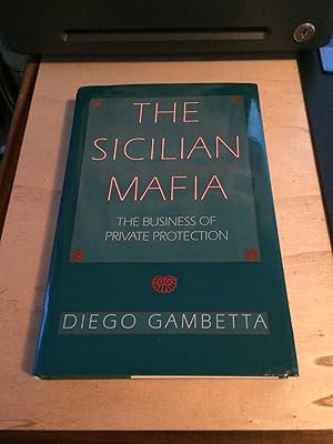 Imagen del vendedor de The Sicilian Mafia: The Business of Private Protection a la venta por Dreadnought Books