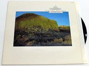 SMALL MOUNTAIN MUSIC FOR FOUR MARIMBAS. [Schallplatte / Vinyl Record].