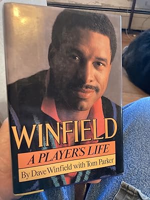 Imagen del vendedor de Winfield: A Player's Life a la venta por A.C. Daniel's Collectable Books