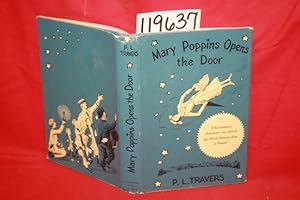 Imagen del vendedor de Mary Poppins Opens the Door a la venta por Princeton Antiques Bookshop