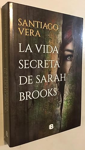 Seller image for La vida secreta de Sarah Brooks / The Secret Life of Sarah Brooks (Spanish Edition) Paperback ? April 26, 2022 for sale by Once Upon A Time