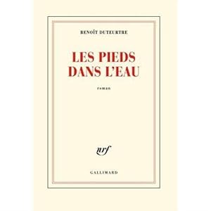 Bild des Verkufers fr Les pieds dans l'eau zum Verkauf von Chapitre.com : livres et presse ancienne