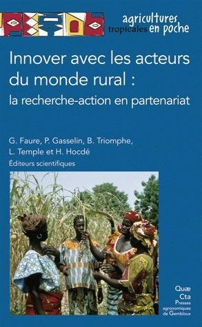 Bild des Verkufers fr Innover avec les acteurs du monde rural zum Verkauf von Chapitre.com : livres et presse ancienne