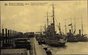 Ansichtskarte / Postkarte Zeebrugge Westflandern, Dragueurs de mines anglais, Britische Kriegssch...