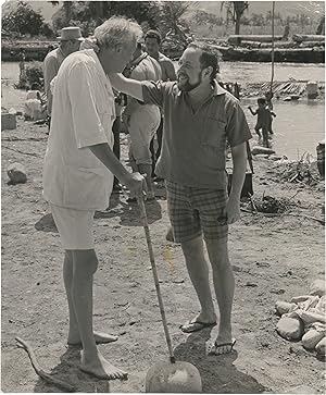 Bild des Verkufers fr Night of the Iguana (Two original photographs of John Huston and Tennessee Williams on the set of the 1964 film) zum Verkauf von Royal Books, Inc., ABAA