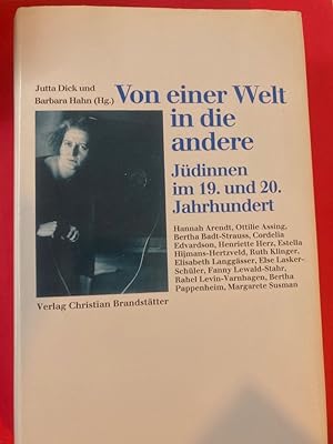 Image du vendeur pour Von einer Welt in die andere. Jdinnen im 19. und 20. Jahrhundert. mis en vente par Plurabelle Books Ltd