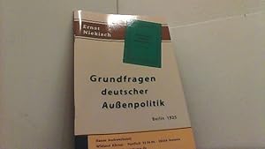 Bild des Verkufers fr Grundfragen deutscher Auenpolitik. zum Verkauf von Antiquariat Uwe Berg