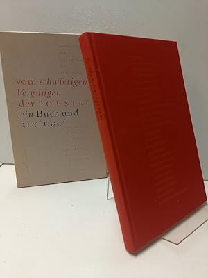 Bild des Verkufers fr Vom schwierigen Vergngen der Poesie. Gedicht und Essay nebst einem Gesprch ber Poetik von und mit Jrgen Becker, Robert Gernhardt, Joachim Sartorius und Raoul Schrott mit den beiliegenden 2 CD`s. zum Verkauf von Antiquariat Langguth - lesenhilft