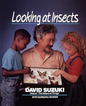 Image du vendeur pour Looking at Insects (Paperback or Softback) mis en vente par BargainBookStores