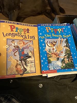 Bild des Verkufers fr 2 books pippi longstocking and pippi in the south seas zum Verkauf von A.C. Daniel's Collectable Books