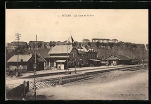 Ansichtskarte Bitche, La Gare et le Fort, Bahnhof