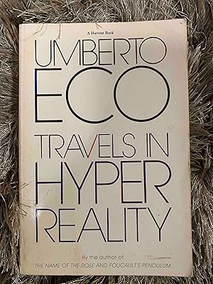 Travels In Hyperreality (Harvest Book)