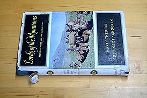 Imagen del vendedor de Lords of the mountains: Southern Persia and the Kashkai tribe a la venta por HALCYON BOOKS