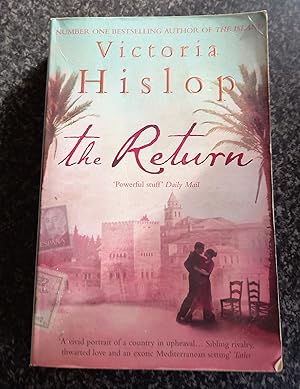 Imagen del vendedor de The Return: The 'captivating and deeply moving' Number One bestseller a la venta por just books