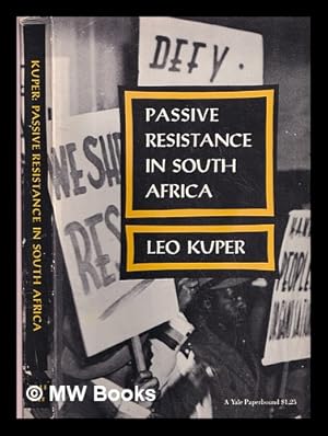 Immagine del venditore per Passive resistance in South Africa venduto da MW Books Ltd.