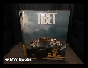 Seller image for Tibet / authors Ngapo Ngawang Jigmei . [et al.] ; design by Massimo Vignelli ; with a preface by Harrison Salisbury ; [director and editor-in-chief Nebojsa Tomasevic; translations by Liu Shengqi for sale by MW Books