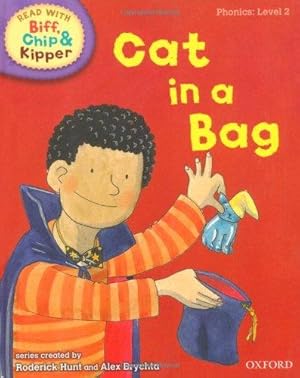 Bild des Verkufers fr Oxford Reading Tree Read With Biff, Chip, and Kipper: Phonics: Level 2. Cat in a Bag zum Verkauf von WeBuyBooks