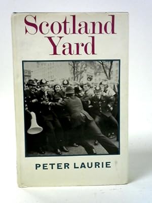 Imagen del vendedor de Scotland Yard a la venta por World of Rare Books