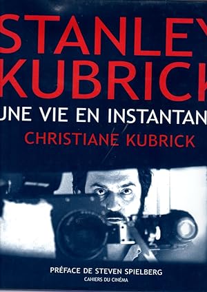 Bild des Verkufers fr Stanley Kubrick. Une vie en instantans . zum Verkauf von Librera Astarloa