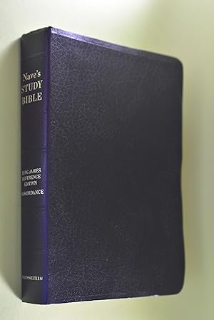 Imagen del vendedor de Nave`s Study Bible. Authorized King James Version with Alternate Marginal Translations From the American Revised Version and the English Revised Version a la venta por Antiquariat Biebusch