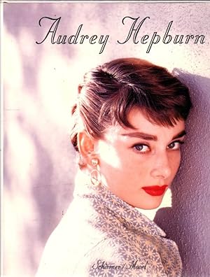 Bild des Verkufers fr Audrey Hepburn. Photographies . zum Verkauf von Librera Astarloa