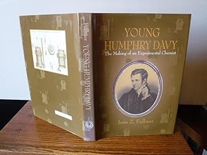 Young Humphry Davy: The Making of an Experimental Chemist