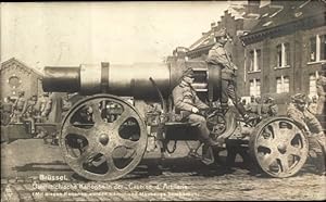 Ansichtskarte / Postkarte Bruxelles Brüssel, Österreichische Kanonen in der Caserne d'Artillerie,...