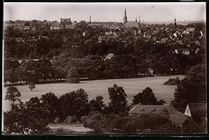 Fotografie Brück, Sohn Meissen, Ansicht Waldenburg i. Sa., Blick auf den Ort mit Kirche