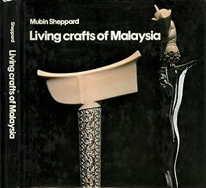 Imagen del vendedor de Living crafts of Malaysia a la venta por Biblioteca di Babele