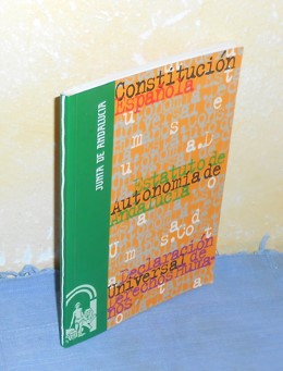 Imagen del vendedor de Constitucion espanola : Estatuto de Autonomia para Andalucia : Declaracion universal de los Derechos Humanos a la venta por AnimaLeser*Antiquariat