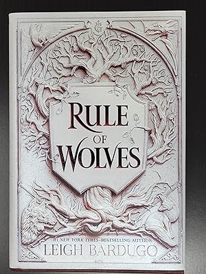 Immagine del venditore per Rule of Wolves (King of Scars Duology, Book #2) venduto da Cross Genre Books