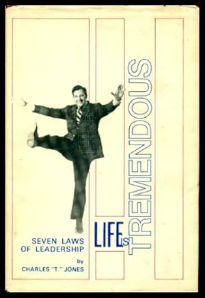 Immagine del venditore per LIFE IS TREMENDOUS - Seven Laws of Leadership venduto da W. Fraser Sandercombe