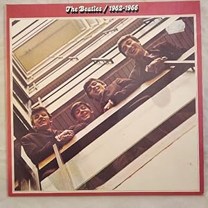 Imagen del vendedor de The Beatles - 1962-1966 [Doppel-LP]. a la venta por KULTur-Antiquariat