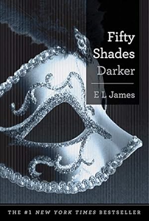 Immagine del venditore per Fifty Shades Darker: Book Two of the Fifty Shades Trilogy (Fifty Shades of Grey Series) venduto da Pieuler Store