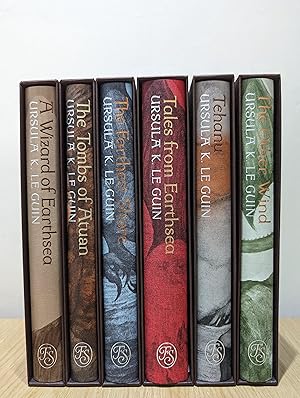 Immagine del venditore per A Wizard of Earthsea; The Tombs of Atuan; The Farthest Shore (Folio Earthsea Trilogy Set) venduto da Fialta Books