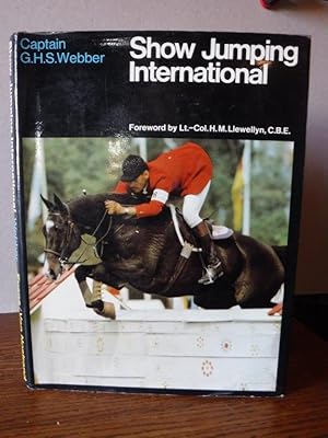 Immagine del venditore per Show Jumping International venduto da Old Scrolls Book Shop