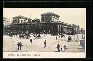 Ansichtskarte Napoli, La Piazza della stazione