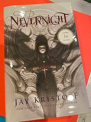 Immagine del venditore per NEVERNIGHT ( signed) venduto da Happy Heroes