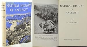 Image du vendeur pour NATURAL HISTORY OF ANGLESEY. Foreword by Helen Ramage. mis en vente par Francis Edwards ABA ILAB