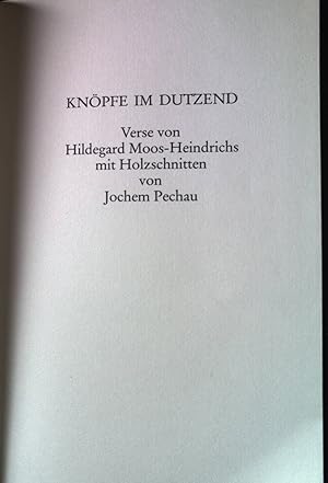 Bild des Verkufers fr Knpfe im Dutzend: Verse. zum Verkauf von books4less (Versandantiquariat Petra Gros GmbH & Co. KG)