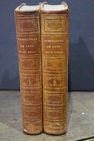 Los comentarios de Cayo Julio César. Traducidos en castellano.- 1798.- Valvuena, Manuel de.- Bili...