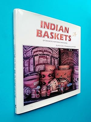 Immagine del venditore per Indian Baskets of the Pacific Northwest and Alaska venduto da Books & Bobs