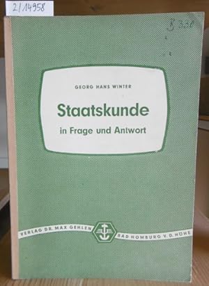 Seller image for Staatskunde in Frage und Antwort. 4.,erw.Aufl., for sale by Versandantiquariat Trffelschwein