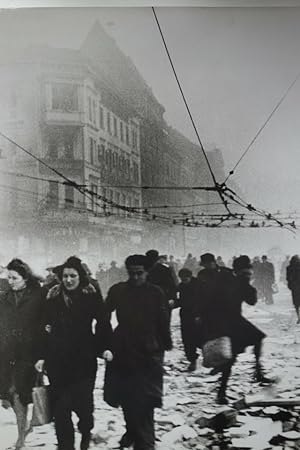 "Last Days of Berlin". Berlin, 1945. Schwarzweiße Originalfotografie.