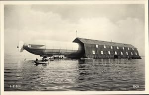 Ansichtskarte / Postkarte Zeppelin Luftschiff LZ 6 auf dem Bodensee, Luftschiffhalle