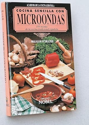 Seller image for COCINA SENCILLA CON MICROONDAS 2. Ms de 150 recetas de simple y rpida elaboracin for sale by Libros con Vidas