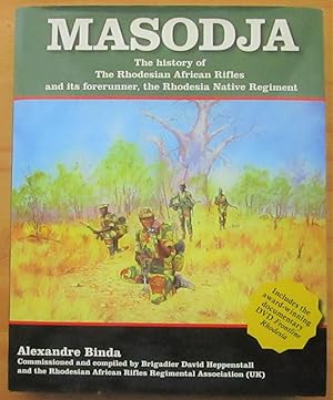 Image du vendeur pour Masodja: The History of the Rhodesian African Rifles and Its Forerunner the Rhodesia Native Regiment mis en vente par CHAPTER TWO